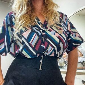 Geometric Print Short Sleeve Blouse - Multicolor